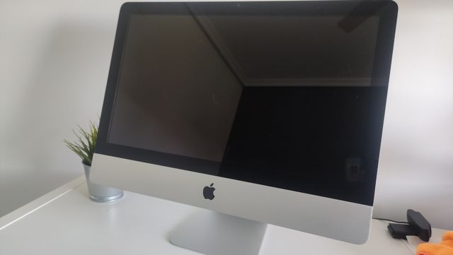 iMac 21.5