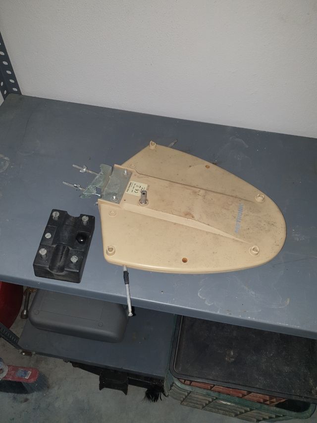 Antena con mástil para caravana