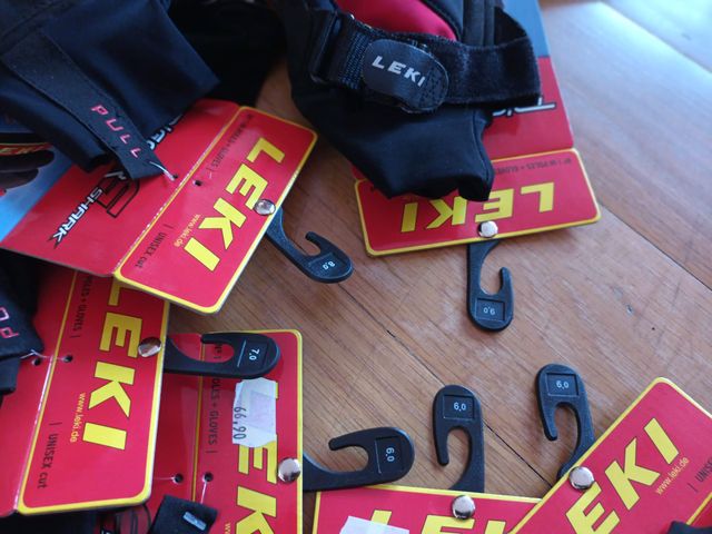 Shark Cruiser Mitten Tallas 6 y 7