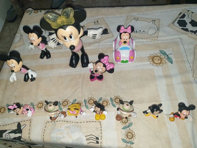 Mike mous hay 11 en total