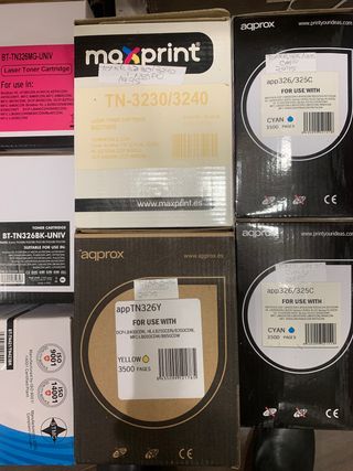 Toner nuevos de varios colores 