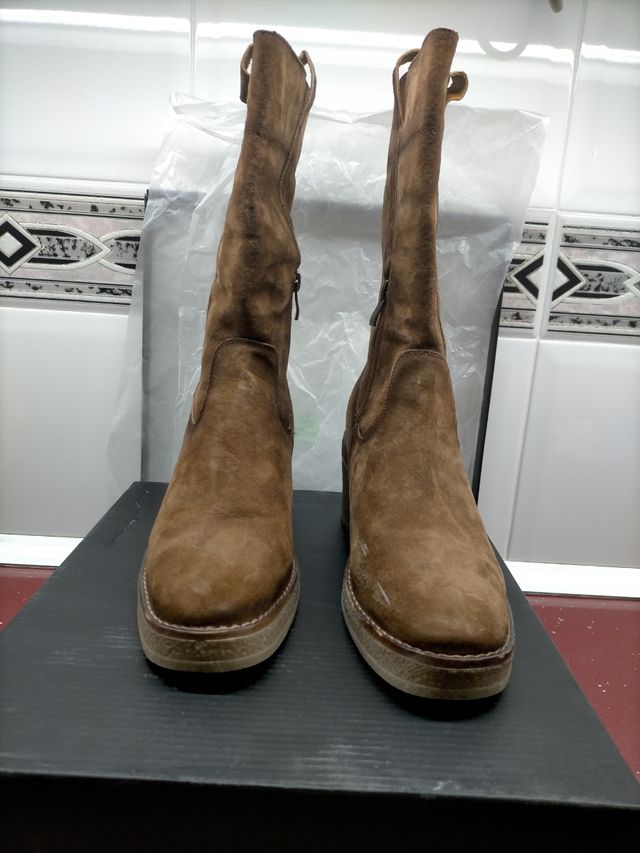 Botas cuero