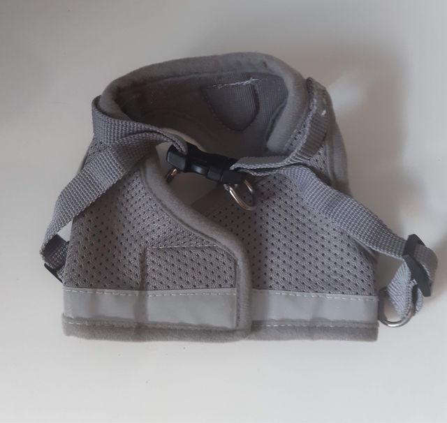 Chaleco gato o perro cachorro.