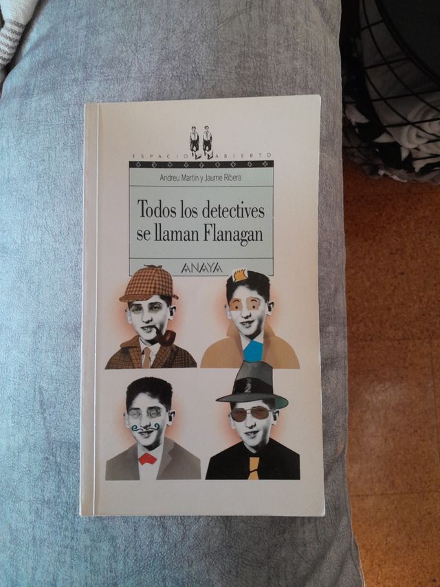 Todos los detectives se llaman Flanagan