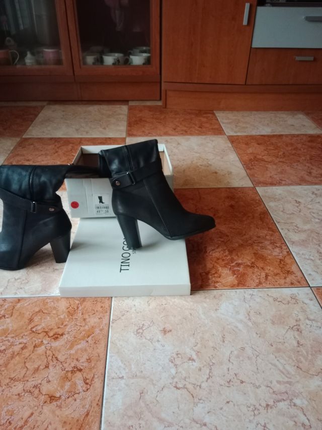 Botas