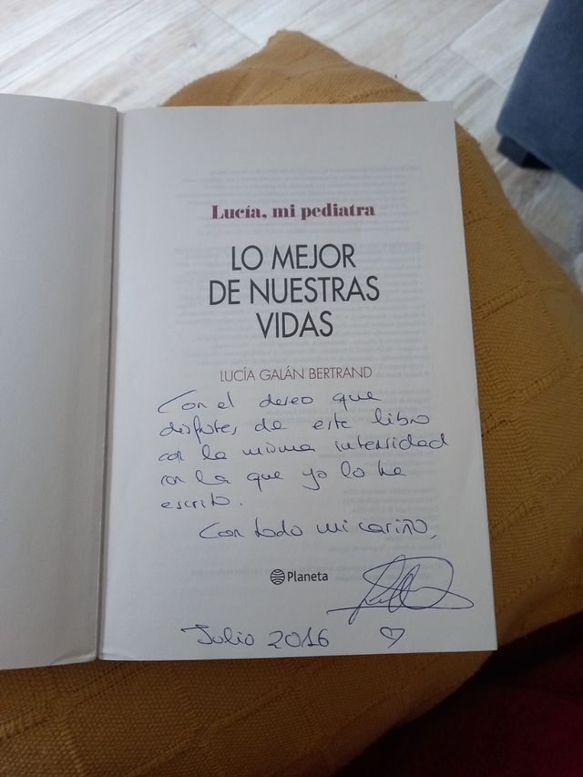 libro lo mejor de nuestras vidas con dedicatoria