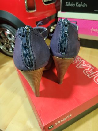 Sandalias tacón azul