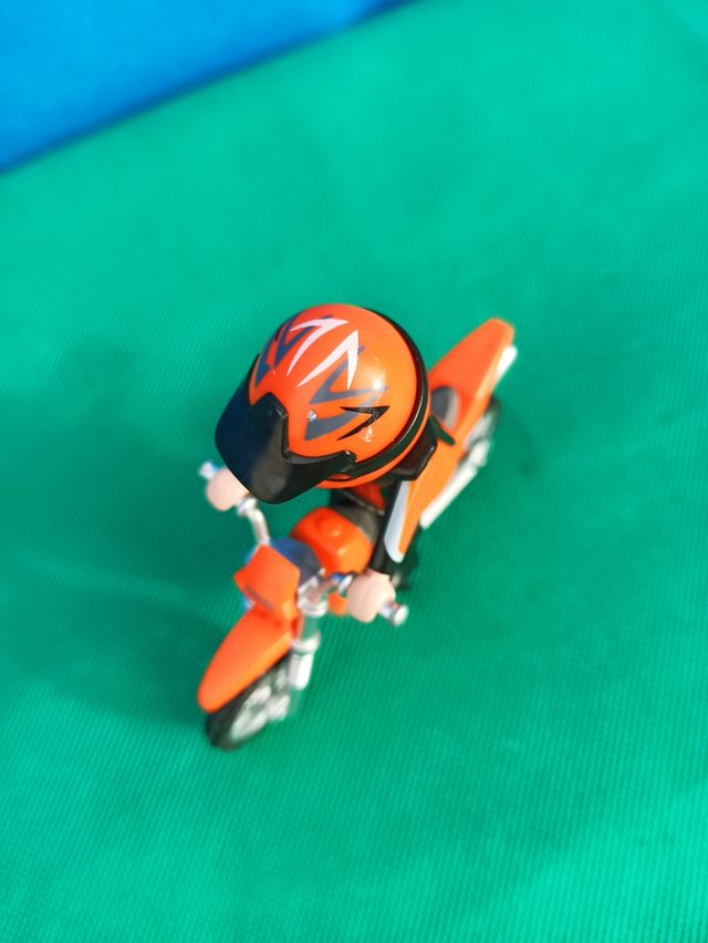 moto motocross naranja Playmobil
