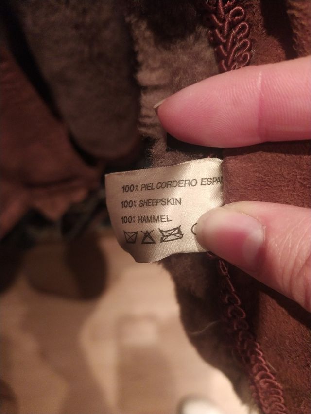 Piel vuelta cordero 100% español.