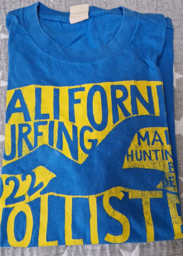 Camiseta azul Hollister