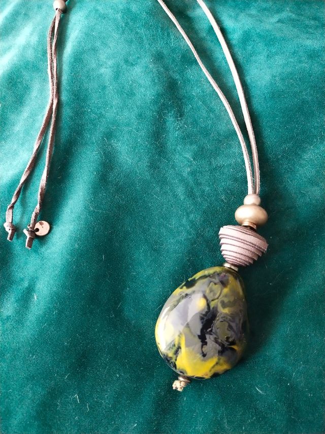 Colgante Piedra Natural " ÁGATA".