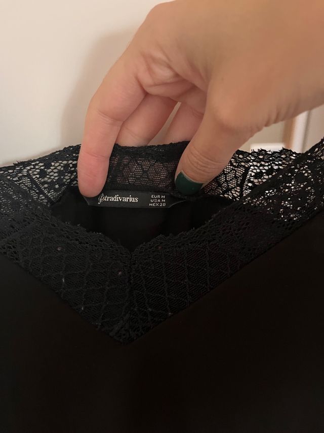 Camiseta lencera negra