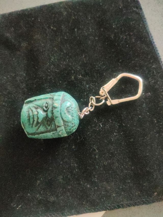 Lote de cinco llaveros