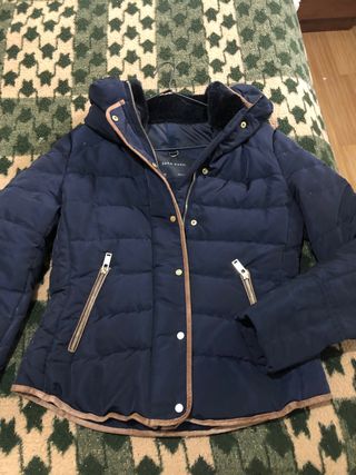 Plumifero talla M zara color azul marino 