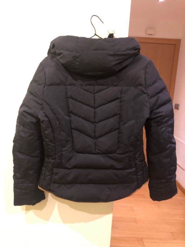 Plumifero talla M zara color azul marino