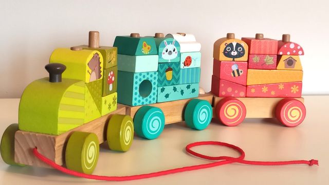 Tren de madera Eurekakids