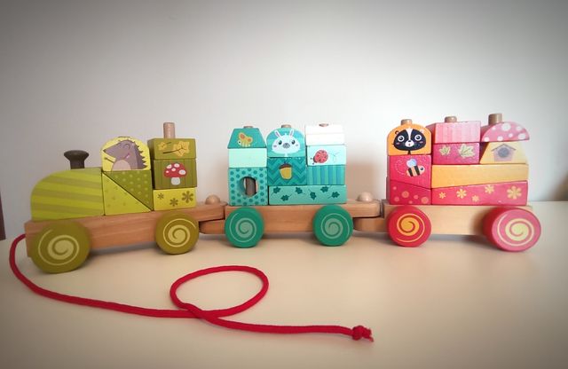 Tren de madera Eurekakids