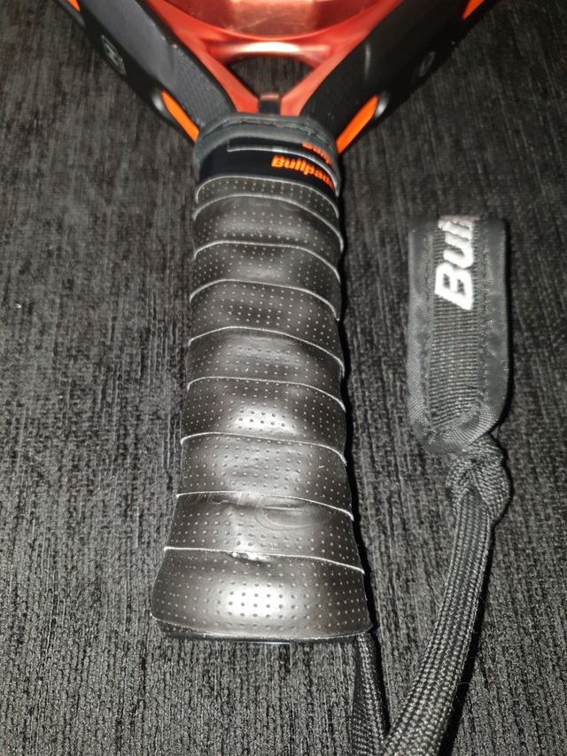 PALA PÁDEL HACKCTR 2020 Y FUNDA DE REGALO