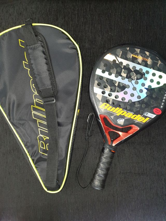 PALA PÁDEL HACKCTR 2020 Y FUNDA DE REGALO