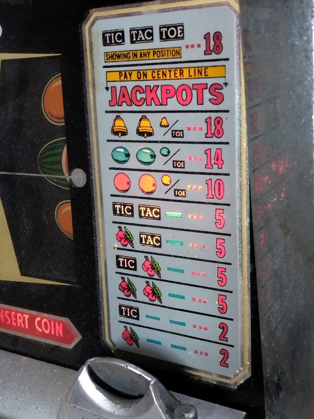 MAQUINA SLOT TRAGAPERRAS BALLY TIC TAC TOE 1964