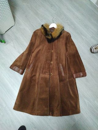 abrigo de piel vuelta+cuello de zorro