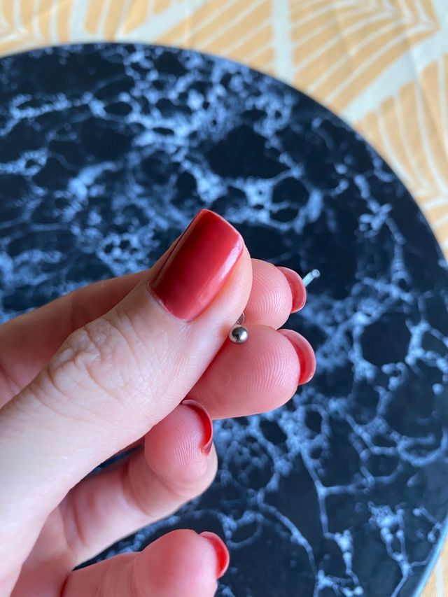 Pack 2 piercings (oro/plata) titanio (como nuevos)