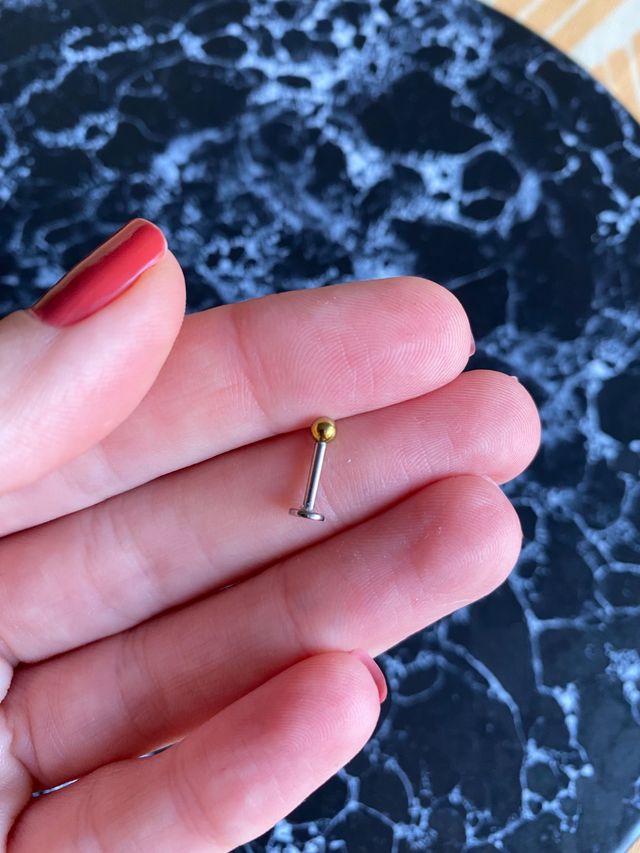 Pack 2 piercings (oro/plata) titanio (como nuevos)