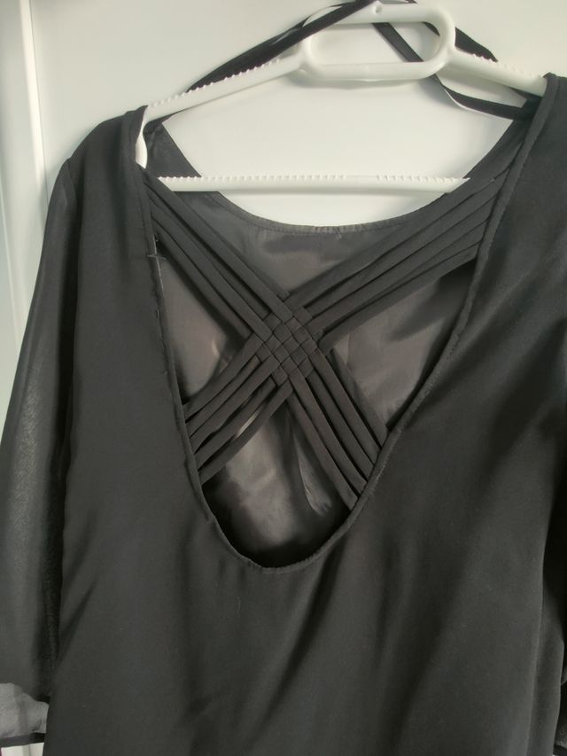 vestido negro gasa con espalda original