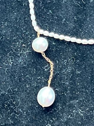 Collar oro 9 kilates  y perlas naturales 