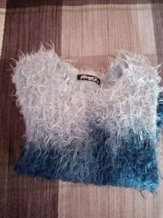 Jersey de joven,. muy moderno.