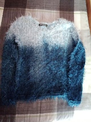 Jersey de joven,. muy moderno.