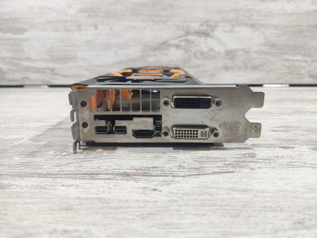 AMD Radeon R9 280X 3GB DDR5 (Sapphire)