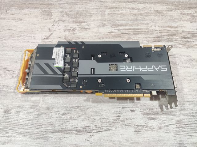 AMD Radeon R9 280X 3GB DDR5 (Sapphire)