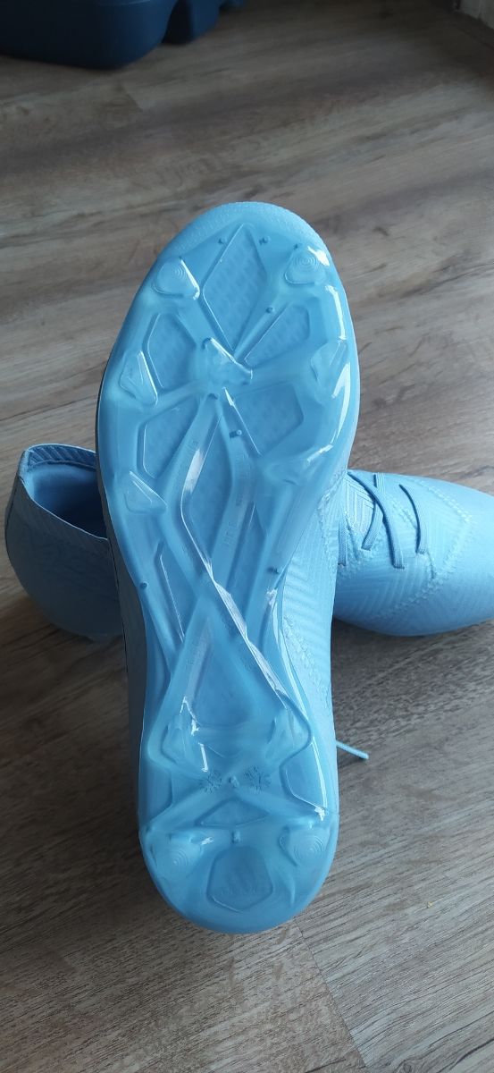 Adidas Némesis Messi, talla 35 1/2