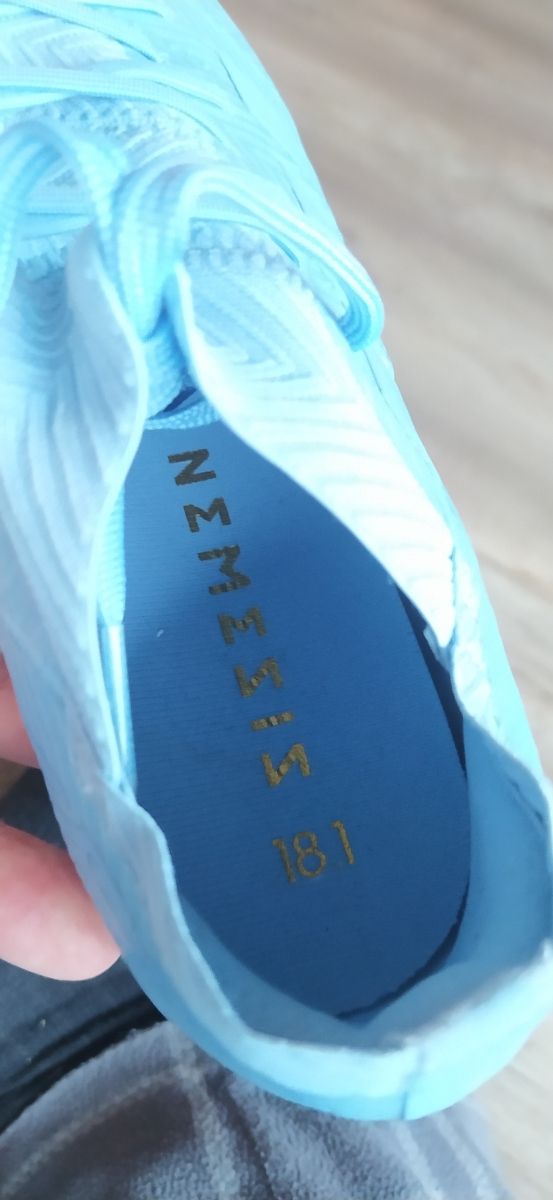 Adidas Némesis Messi, talla 35 1/2