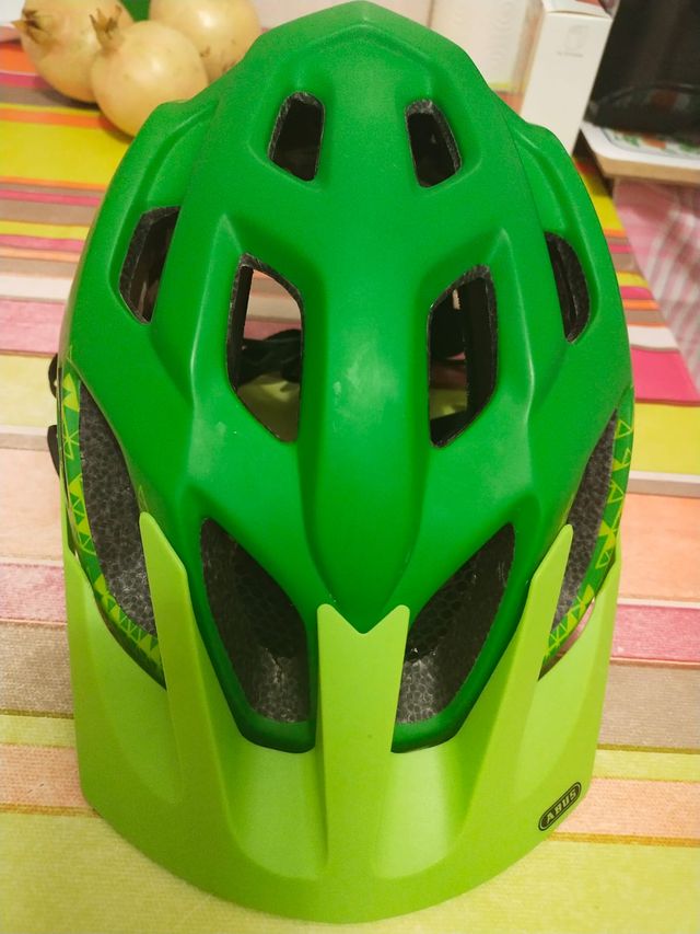 CASCO DE BICICLETA ABUS