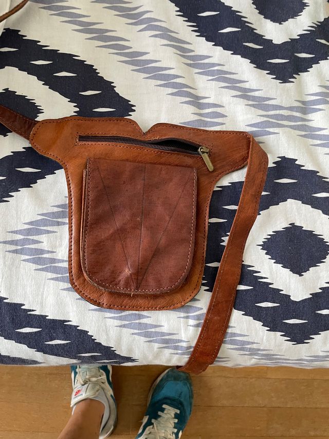 Bolso cuero nuevo tipo bandolera