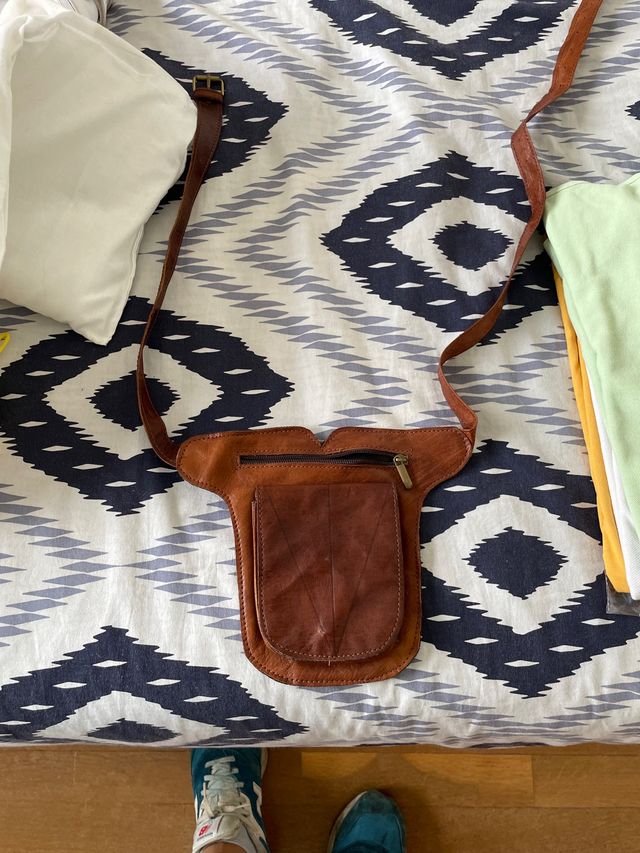 Bolso cuero nuevo tipo bandolera