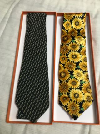 CORBATAS LOEWE Y KENZO