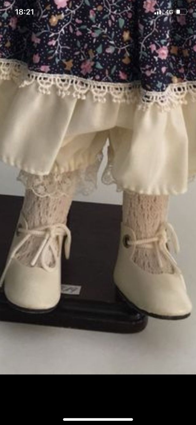 The Colección Promenade, Beatrice