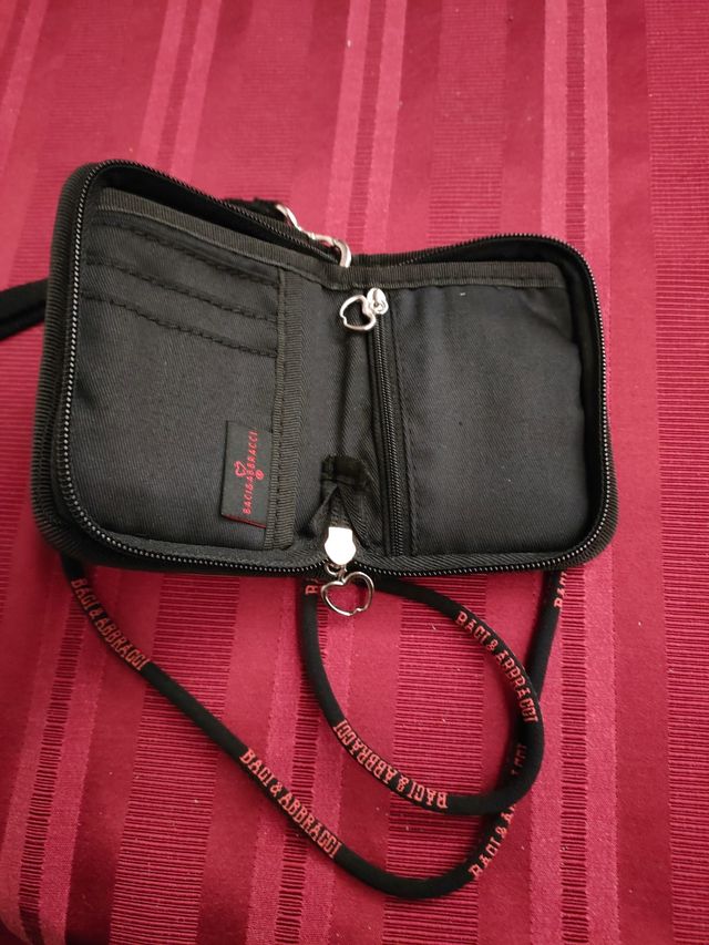 Portamonete tracolla Baci & Abbracci