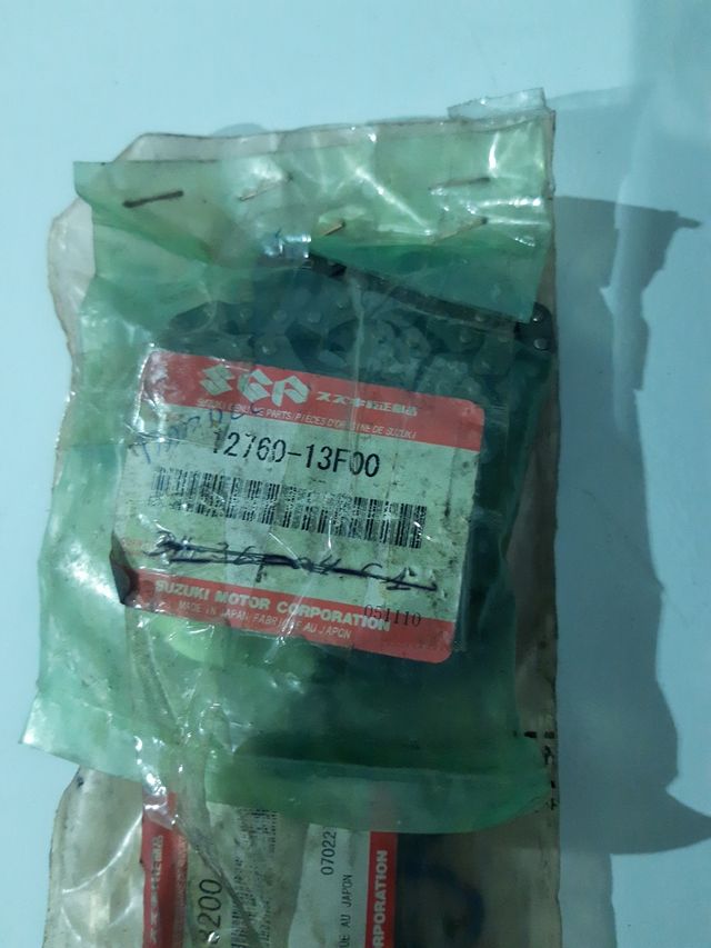 cadena y guia distribución Suzuki Marauder TU 250