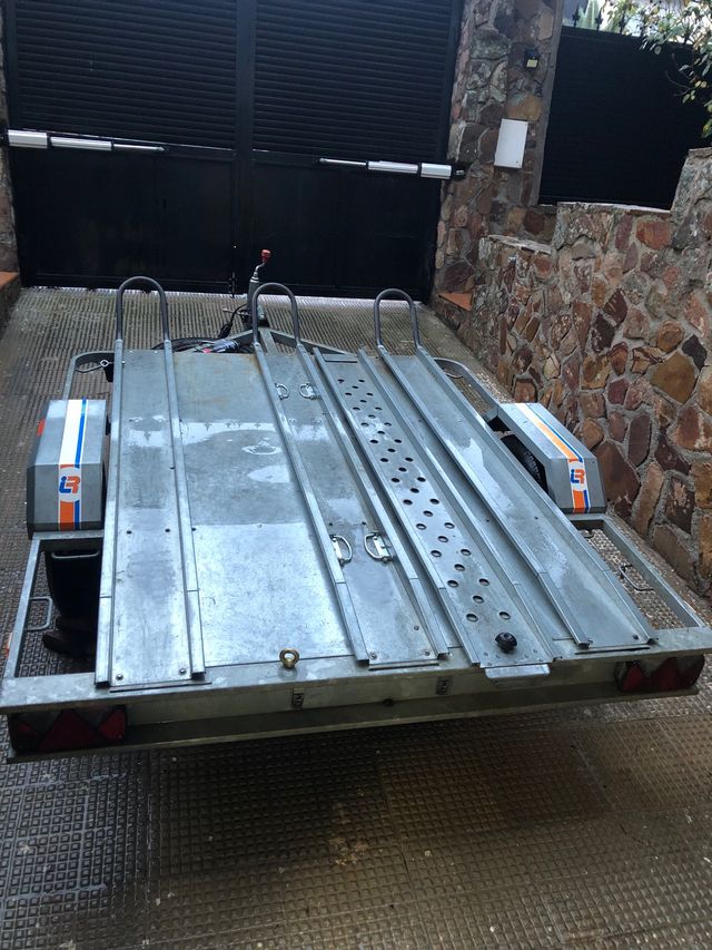 Alquiler remolque motos