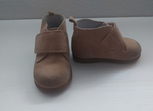 Botas bebé camel