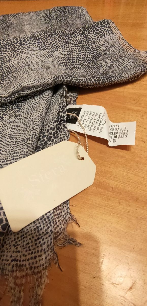 Fular de tacto súper suave.