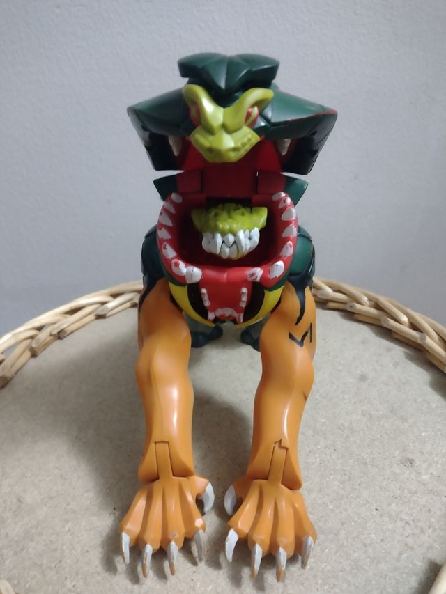 Figura animal action man 2006