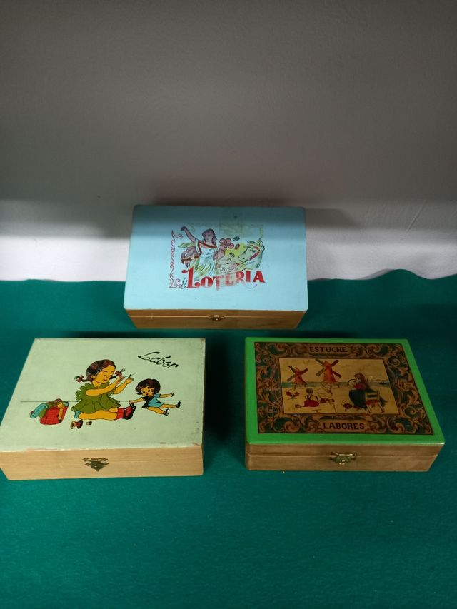 Lotto di 3 vecchie scatole