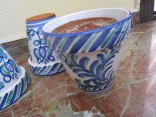 FIORIERE ANTICHE IN CERAMICA GRANATA 