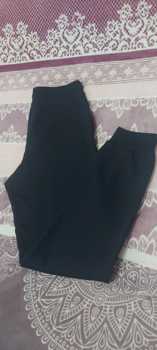 pantalón nuevo de Niño talla 13-14