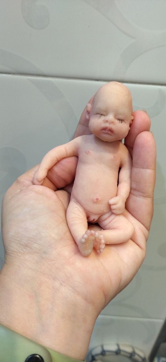 Mini reborn de silicona 